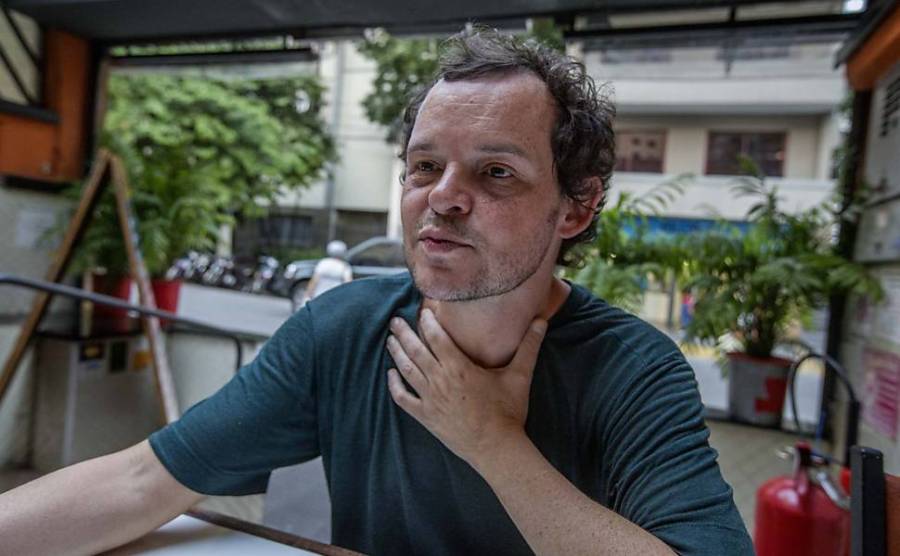 Matheus Nachtergaele durante entrevista em SP