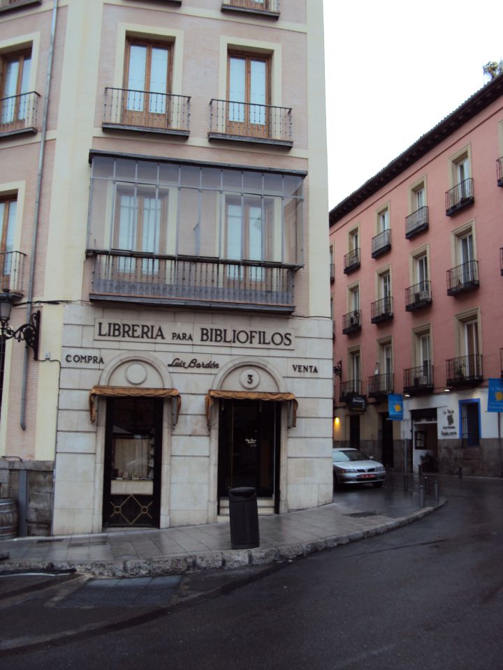 O editor eletrônico — Contos do&nbsp;Trovão