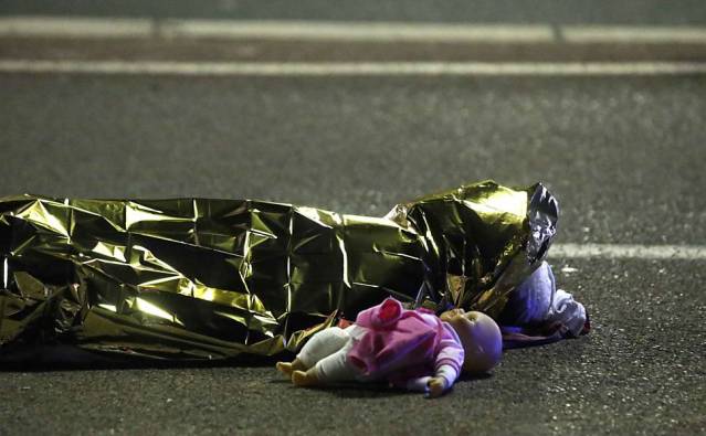 Terrorismo - Nice 14 de Juhlo de 2016 - Eric Gaillard - Reuters - Foto 1