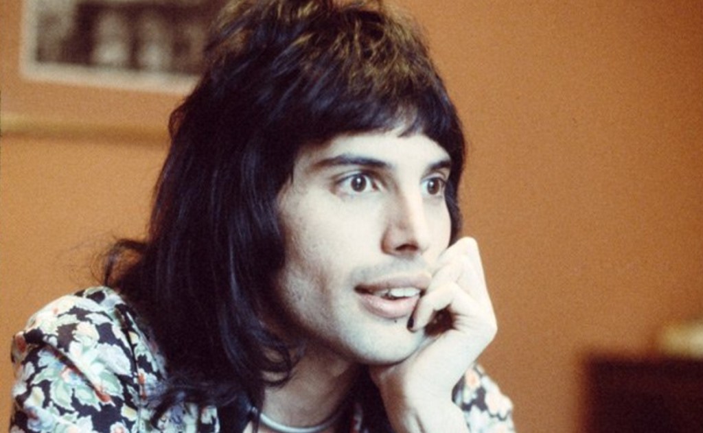 Freddie Mercury • Citações do Dia Hoje