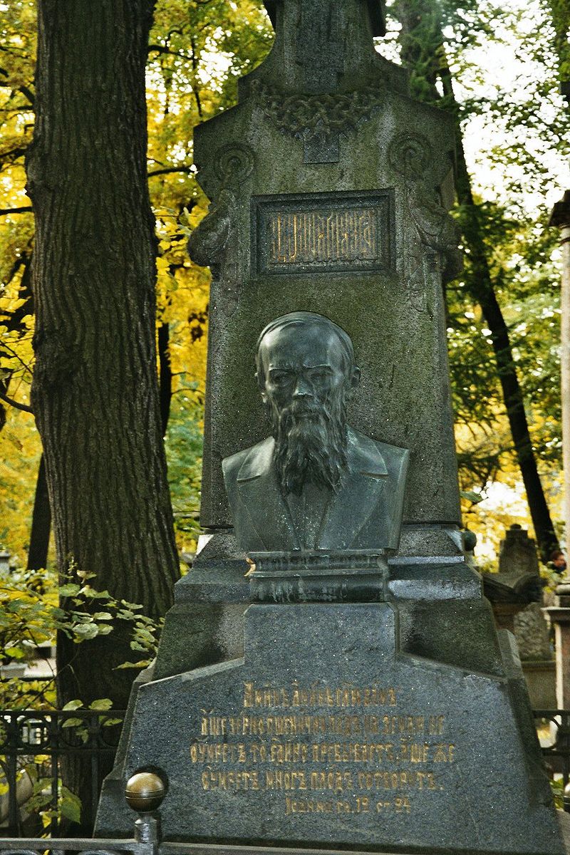 800px-dostoevski_grave_at_alexander_nevsky_monastry