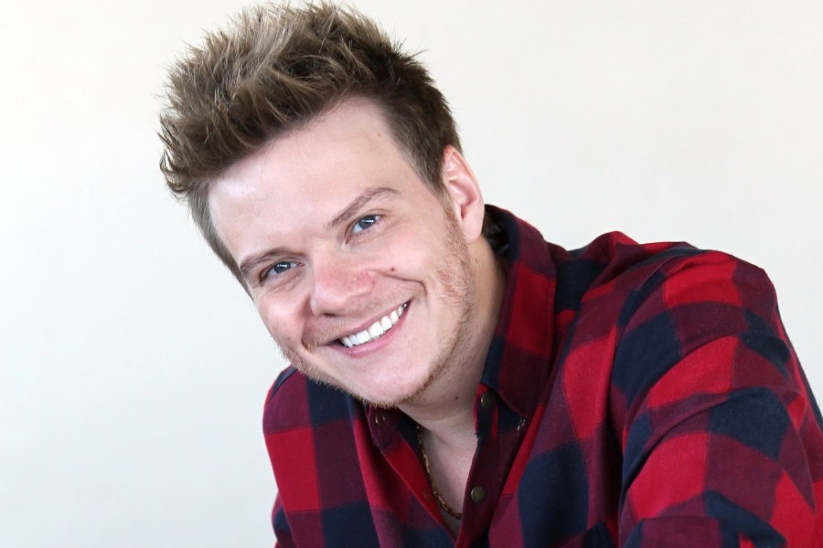 21-de-janeiro-michel-telo-cantor-e-compositor-brasileiro