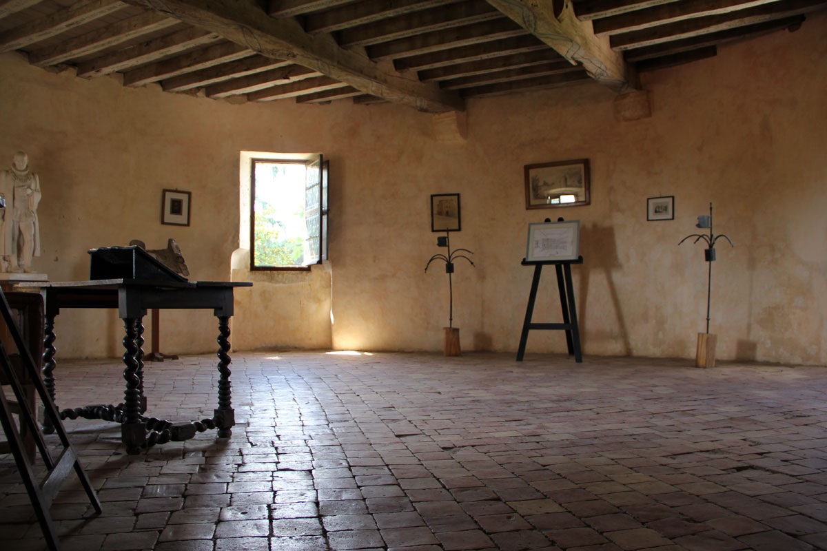 Quarto e escritório de Michel de Montaigne.