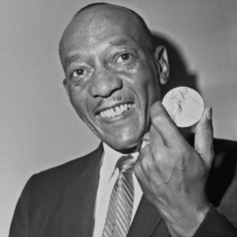 Jesse Owens • Citações do Dia&nbsp;Hoje