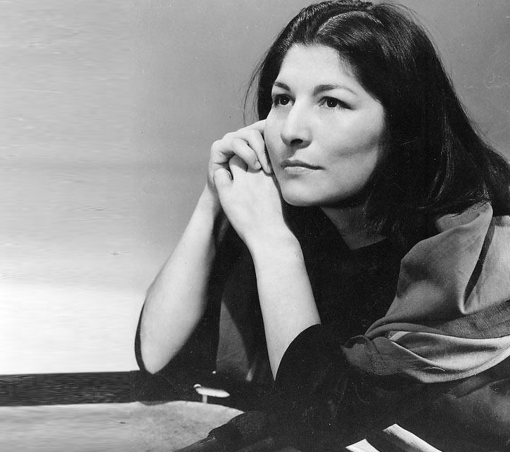 Pink Floyd – Money (Official Music Video)