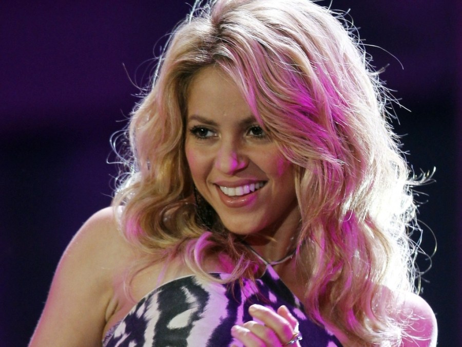 2-de-fevereiro-shakira-cantora-colombiana