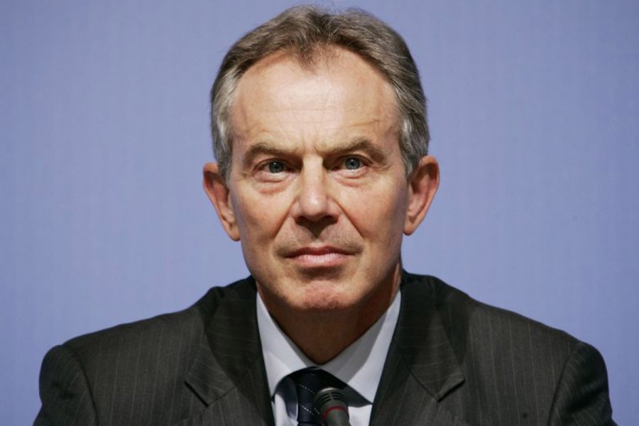 6 de maio - Tony Blair