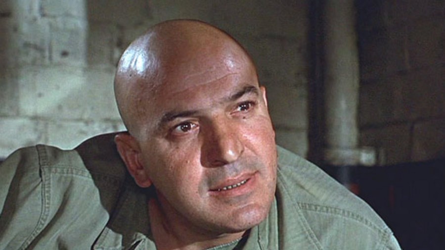 21-de-janeiro-telly-savalas-ator-norte-americano