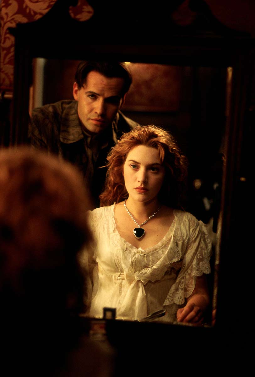 titanic-1997-leonardo-dicaprio-kate-winslet-26