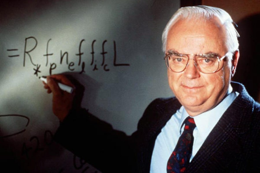 28 de maio - Frank Drake, astrônomo e astrofísico estadunidense