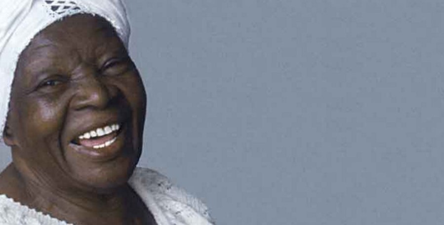 7-de-fevereiro-clementina-de-jesus-cantora-brasileira