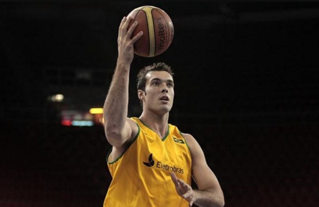 Nana Caymmi –&nbsp;Saveiros