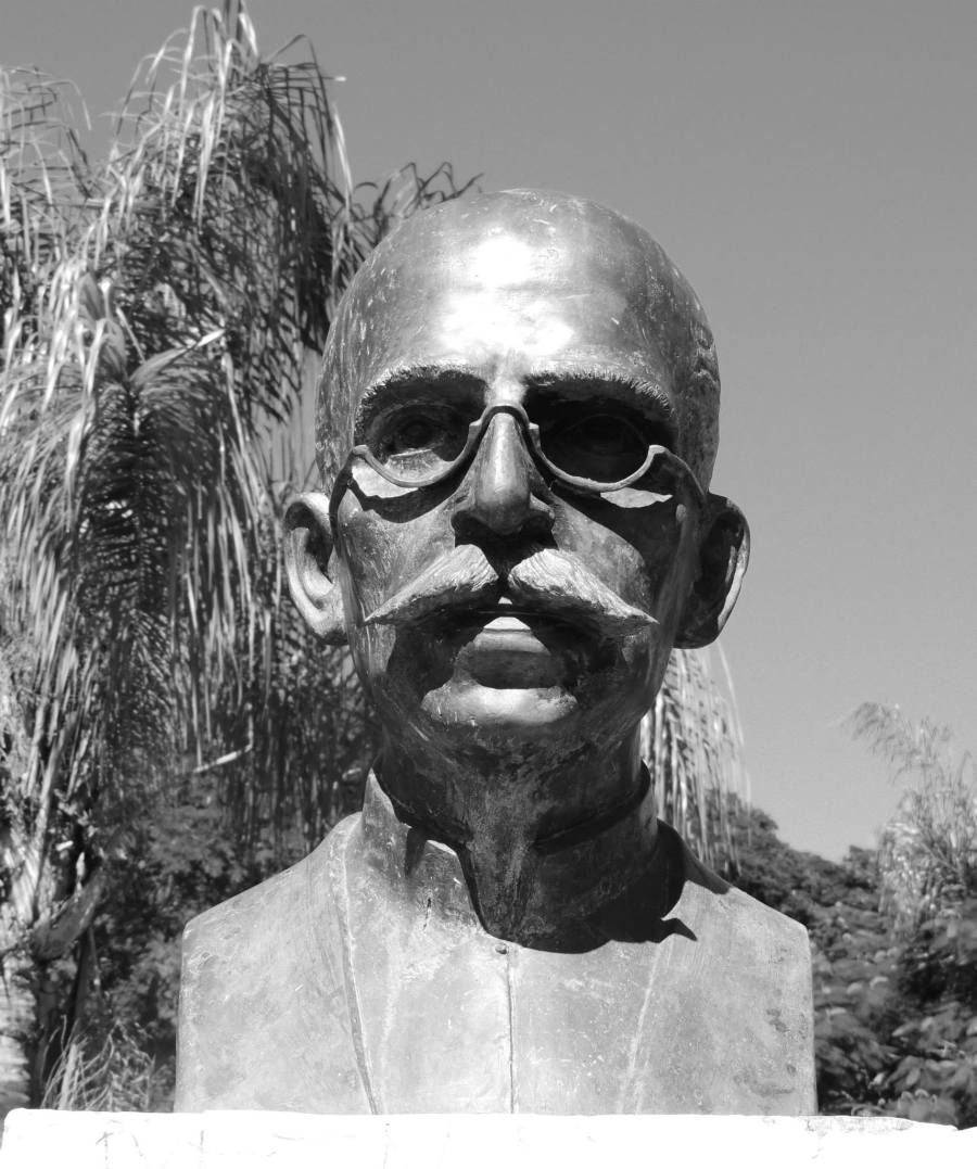 monumento-na-praca-ruy-barbosa-em-bauru-sp-foto-de-jaime-prado