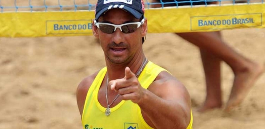 6-de-janeiro-ricardo-jogador-brasileiro-de-volei-de-praia