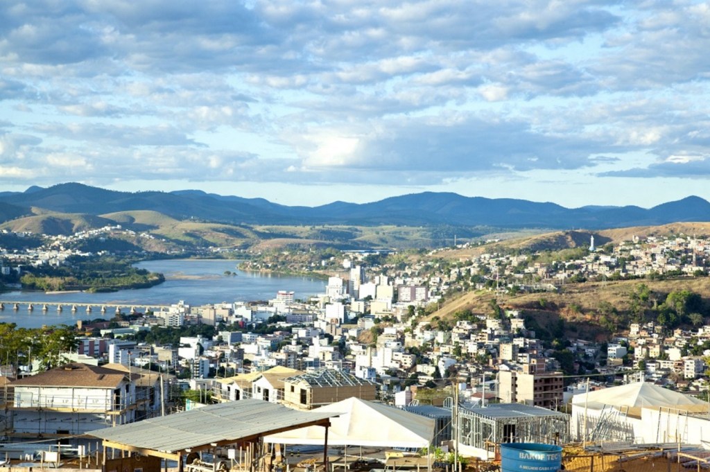 “Lambada com farinha” – Felipe Cordeiro no Estúdio Showlivre&nbsp;2015