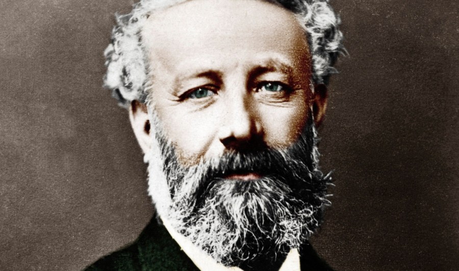 8-de-fevereiro-julio-verne-escritor-frances