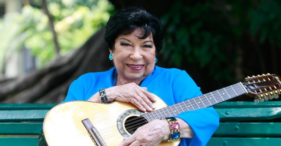 4-de-marco-inezita-barroso-cantora-e-apresentadora-brasileira