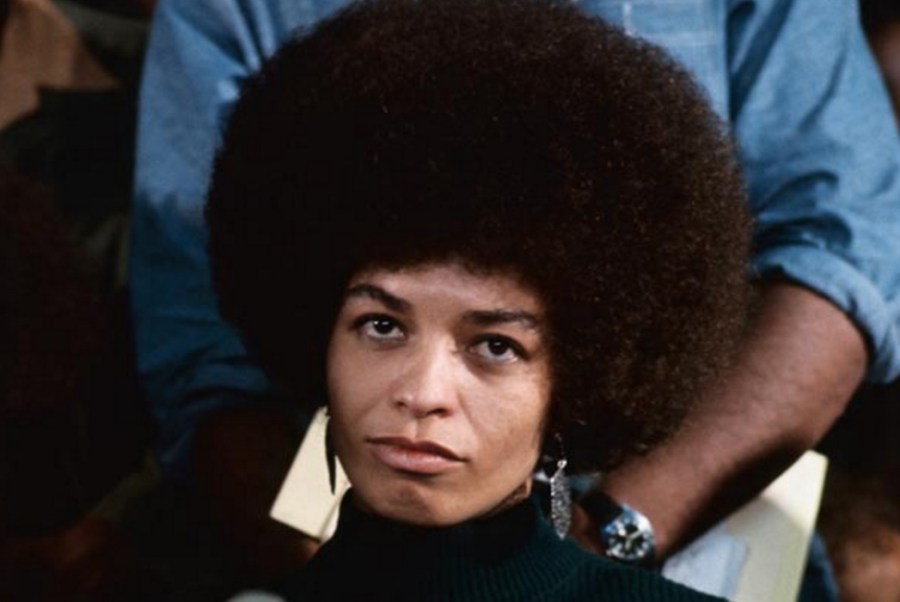 26-de-janeiro-angela-davis-ativista-e-filosofa-estadunidense
