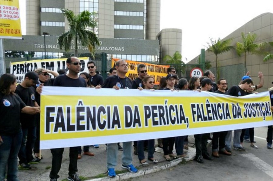 quebra-cabeca-humano-e-o-caos-no-trabalho