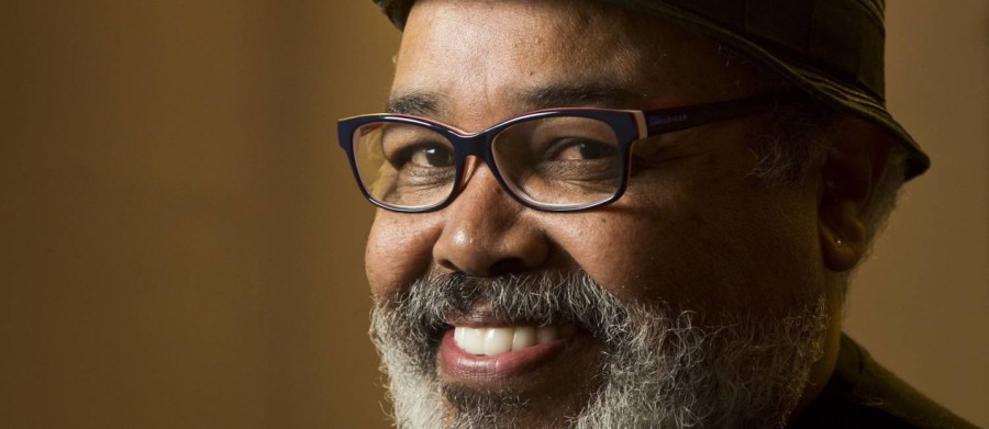 1-de-marco-jorge-aragao-cantor-e-compositor-brasileiro