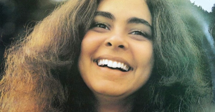 25-de-janeiro-diana-pequeno-cantora-e-compositora-brasileira