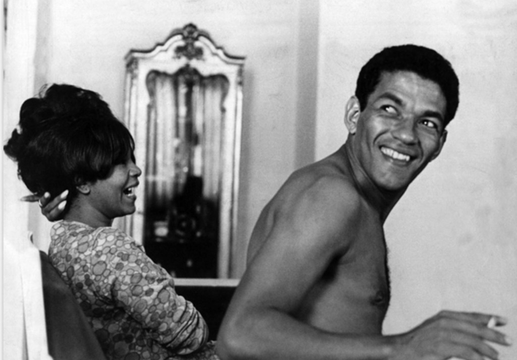 Reba: “Going Out Like That” – The Voice&nbsp;2015