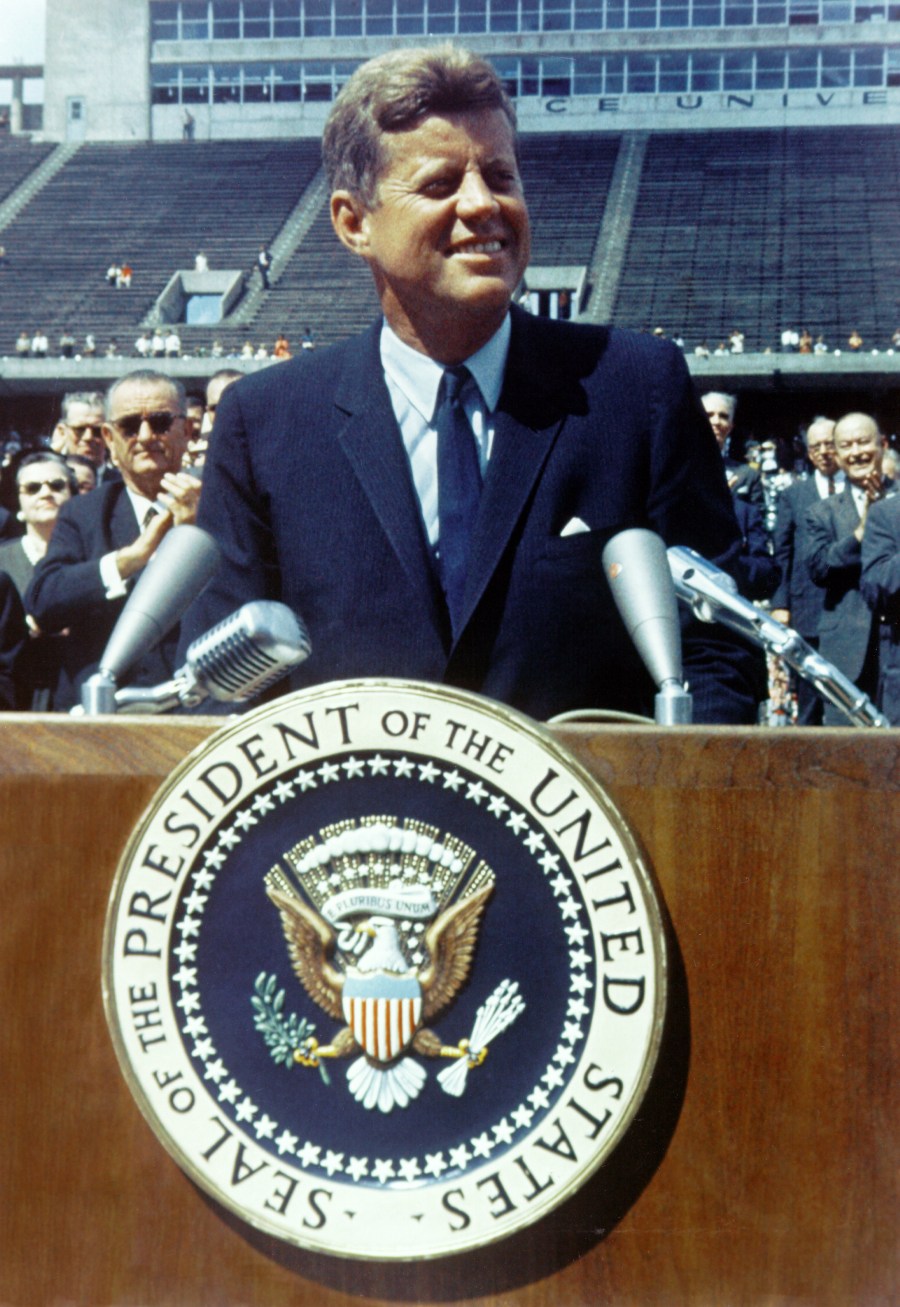 Kennedy discursando na Universidade de Rice, em 12 de setembro de 1962