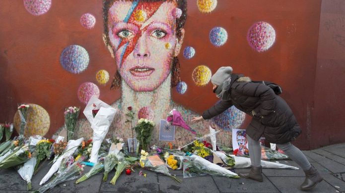 morto-em-janeiro-bowie-foi-celebrado-o-ano-todo