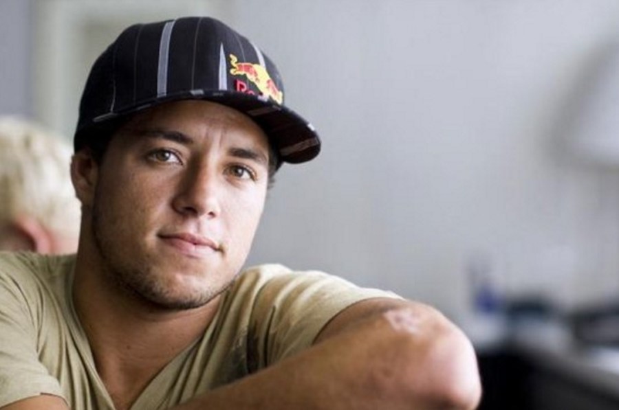 13-de-fevereiro-mineirinho-surfista-brasileiro