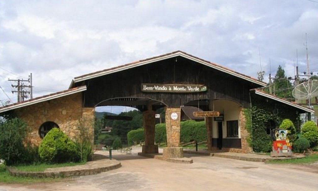 MARIA BETHÂNIA – Estácio, holly&nbsp;Estácio