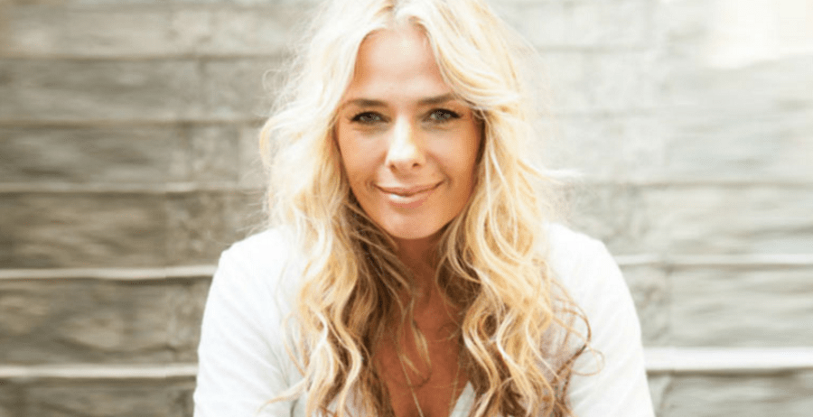 adriane galisteu, 18 de abril