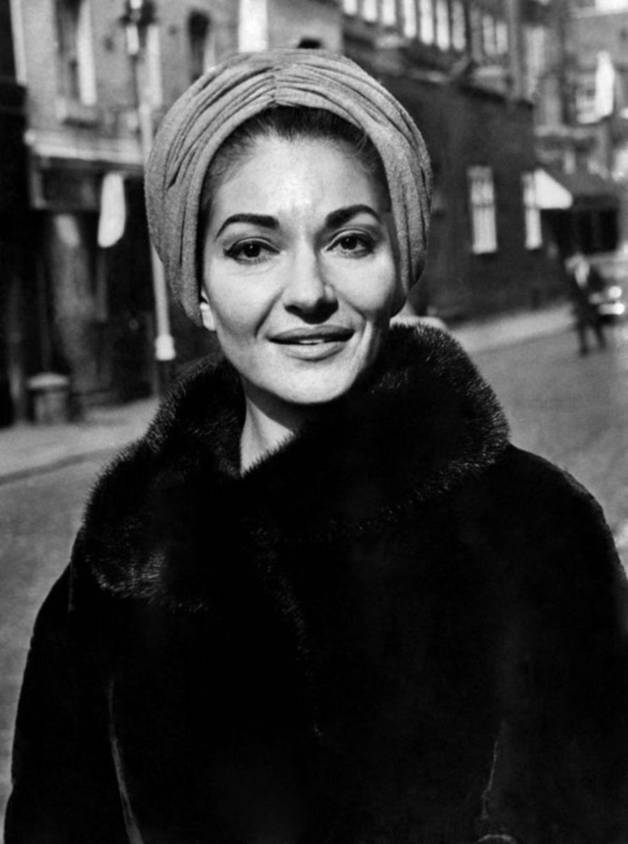 2-de-dezembro-maria-callas-cantora-lirica-estadunidense-de-origem-grega-soprano-absoluto