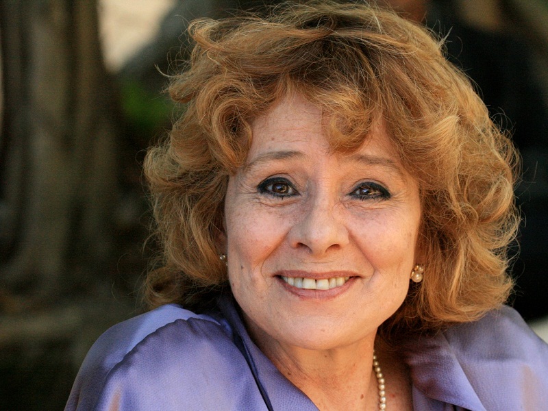 2-de-janeiro-debora-duarte-atriz-e-poetisa-brasileira