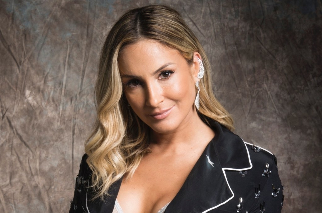 10 de Julho – Claudia Leitte e Pindamonhangaba (SP) –&nbsp;2017