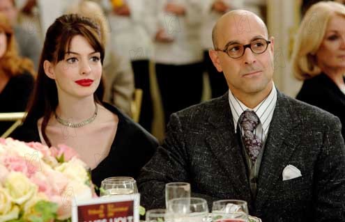 Anne Hathaway e Stanley Tucci