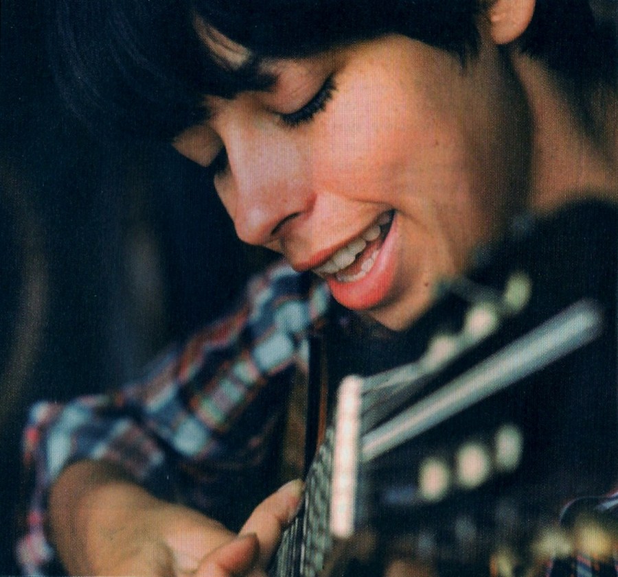 7 de junho -  Nara Leão, cantora brasileira