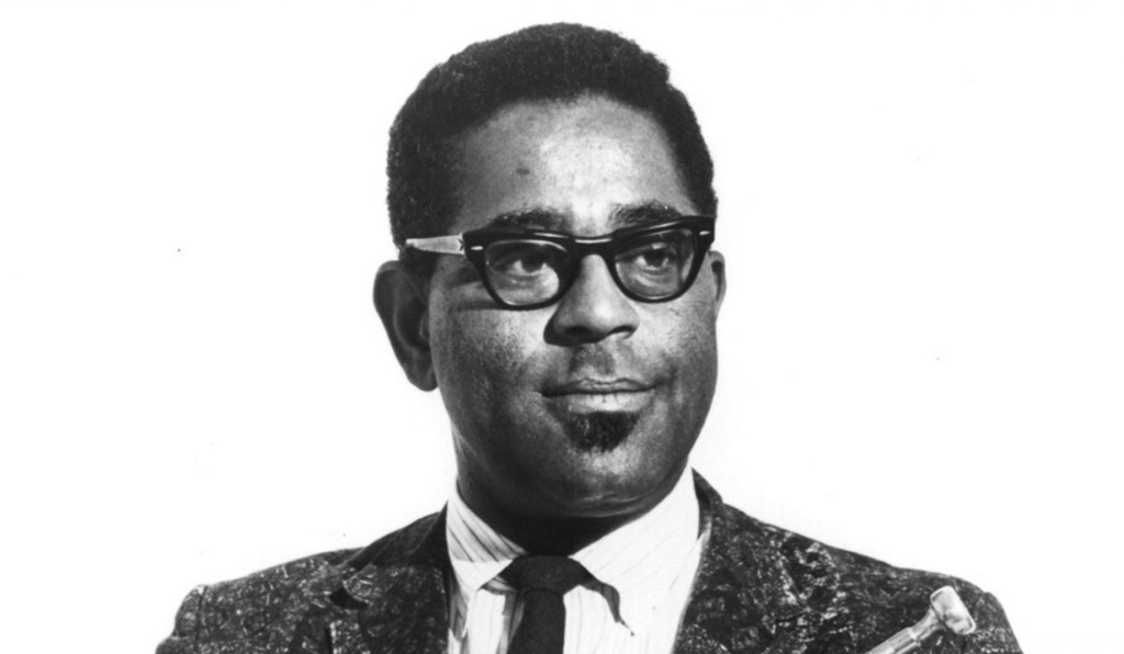 21 de Outubro • Dia Hoje • Edição&nbsp;2021